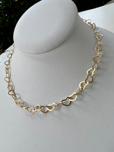 Load image into Gallery viewer, Golden heart link chain necklace
