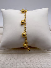 Load image into Gallery viewer, Small ball pendant bracelet
