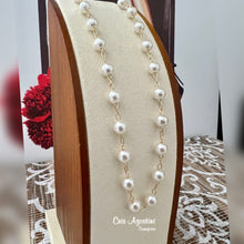 Load image into Gallery viewer, Resin pearl choker necklace
