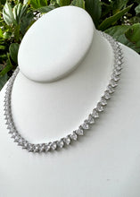 Load image into Gallery viewer, Heart shape diamond zirconia 4mm choker
