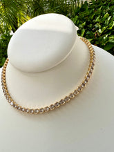 Load image into Gallery viewer, Zirconia round box finishing choker necklace

