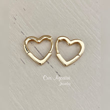 Load image into Gallery viewer, Basic heart hoop earrings
