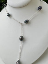 Load image into Gallery viewer, Freshwater pearl dark tie necklace
