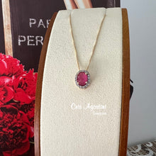 Load image into Gallery viewer, oval fusion stone necklace
