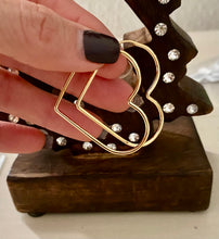 Load image into Gallery viewer, Medium heart shape tube hoop earrings
