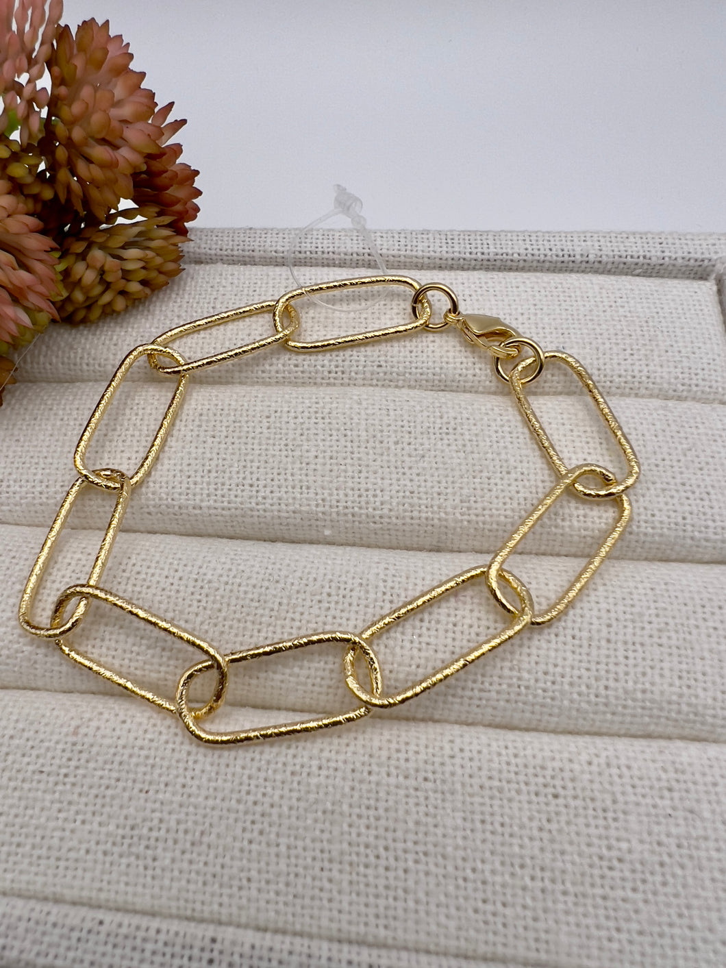 Mate oval link bracelet