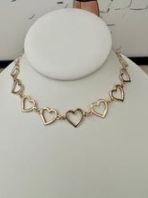 Load image into Gallery viewer, Open heart light choker necklace
