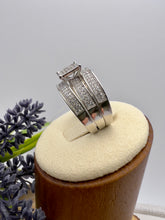 Load image into Gallery viewer, Solitaire pave princess 3 ring set
