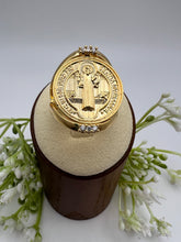 Load image into Gallery viewer, Sao Bento medal ring
