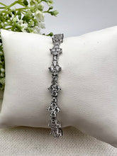 Load image into Gallery viewer, Diamond cz clasp jewelry bracelet
