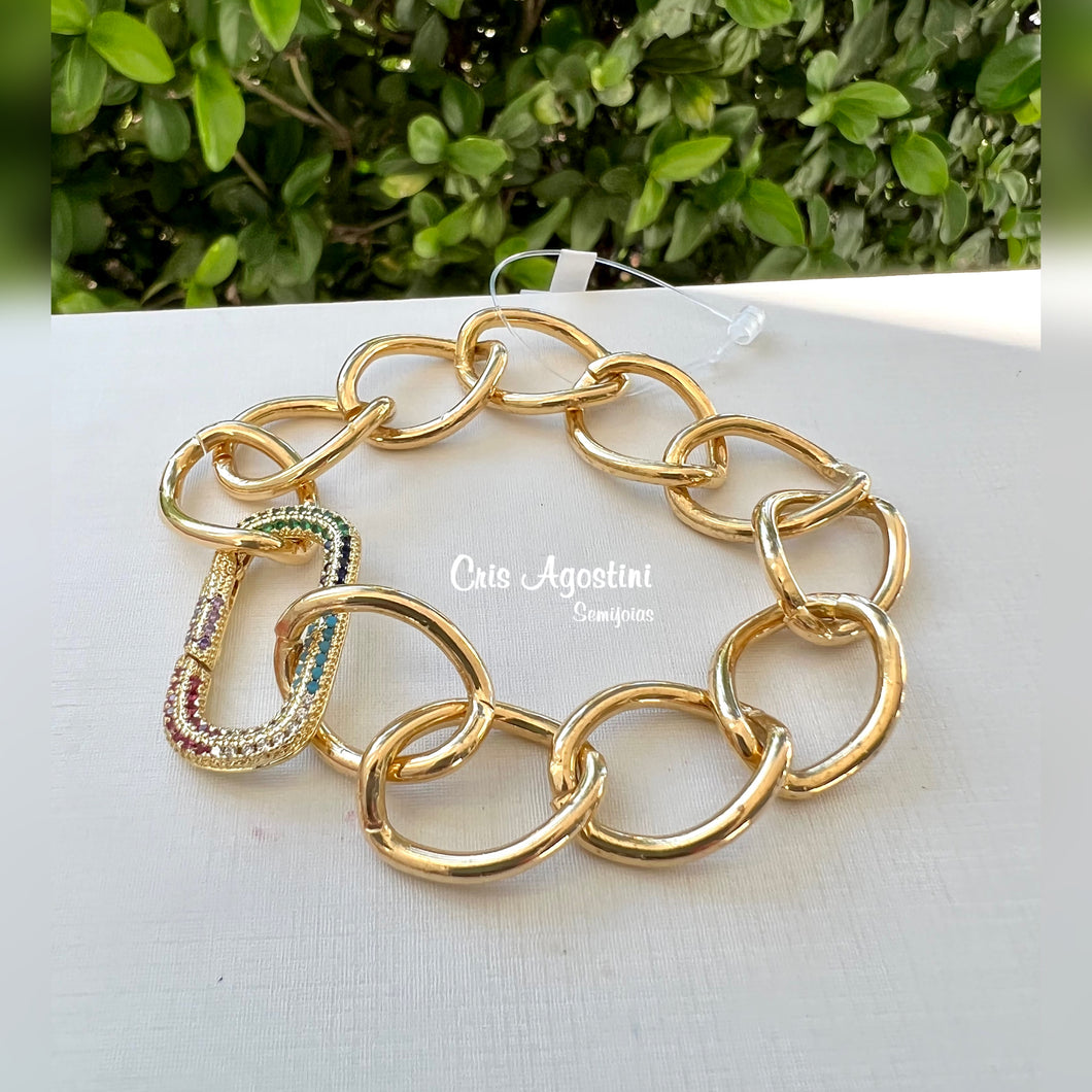 large link bracelet with zirconia color clasp