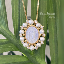 Load image into Gallery viewer, Our Lady oval pearl
