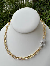 Load image into Gallery viewer, Studded clasp white gold link necklace
