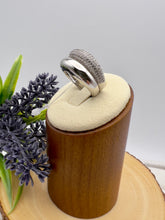 Load image into Gallery viewer, High Luxury pave 2 rings set
