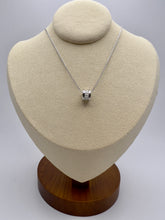 Load image into Gallery viewer, Classic diamond pendant necklace
