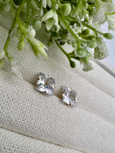 Load image into Gallery viewer, Big square light point earrings
