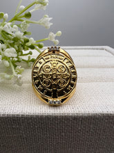 Load image into Gallery viewer, Sao Bento medal ring
