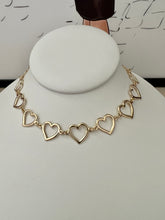 Load image into Gallery viewer, Open heart light choker necklace

