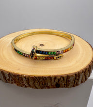 Load image into Gallery viewer, Colorful baguette nail bracelet
