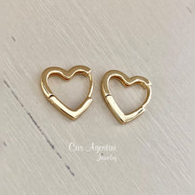 Load image into Gallery viewer, Basic heart hoop earrings
