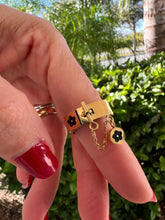 Load image into Gallery viewer, Stainless steel design inspiration bracelet
