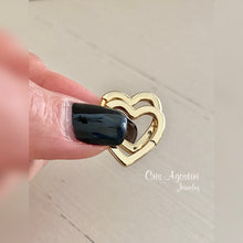 Load image into Gallery viewer, Basic heart hoop earrings
