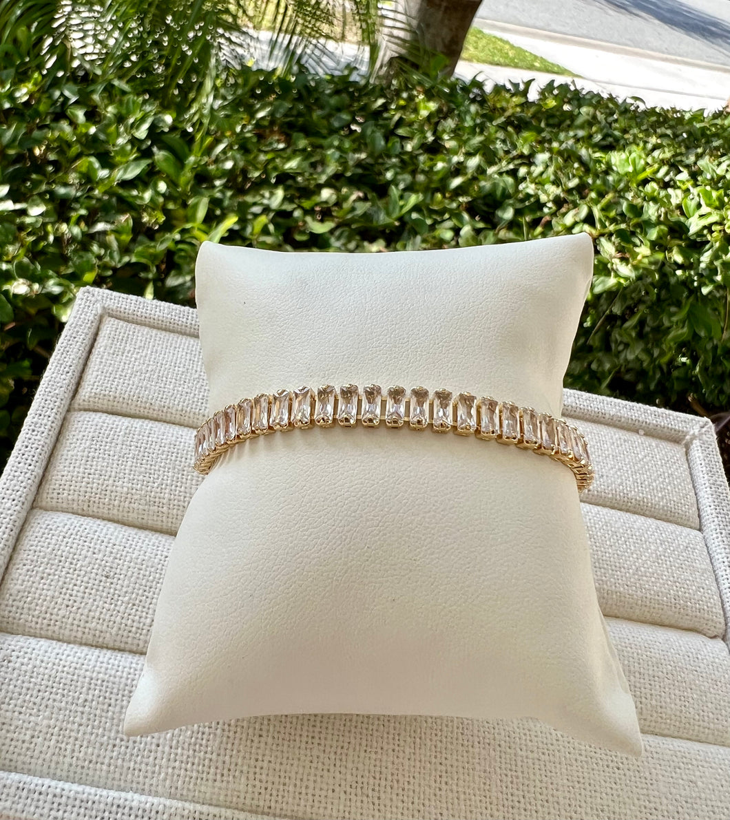 Baguette zirconia clasp jewel bracelet