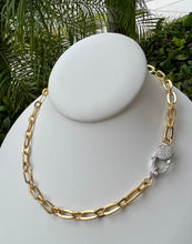 Load image into Gallery viewer, Studded clasp white gold link necklace
