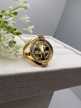 Load image into Gallery viewer, Sao Bento medal ring
