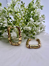 Load image into Gallery viewer, square hoop color zirconia details earring
