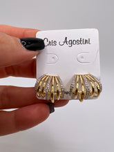 Load image into Gallery viewer, Curved ear cuff pave details earring
