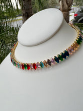 Load image into Gallery viewer, Solid crystal no clasp necklace
