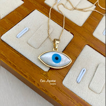 Load image into Gallery viewer, Mother of pearl Greek eye necklace
