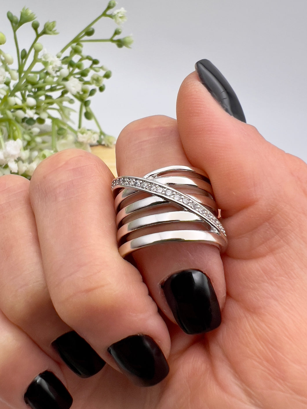 Several rows diagonal cz detail ring