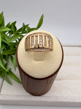 Load image into Gallery viewer, Cut cz ring with outline pave stripes
