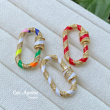 Load image into Gallery viewer, Oval enameled clasp for necklaces
