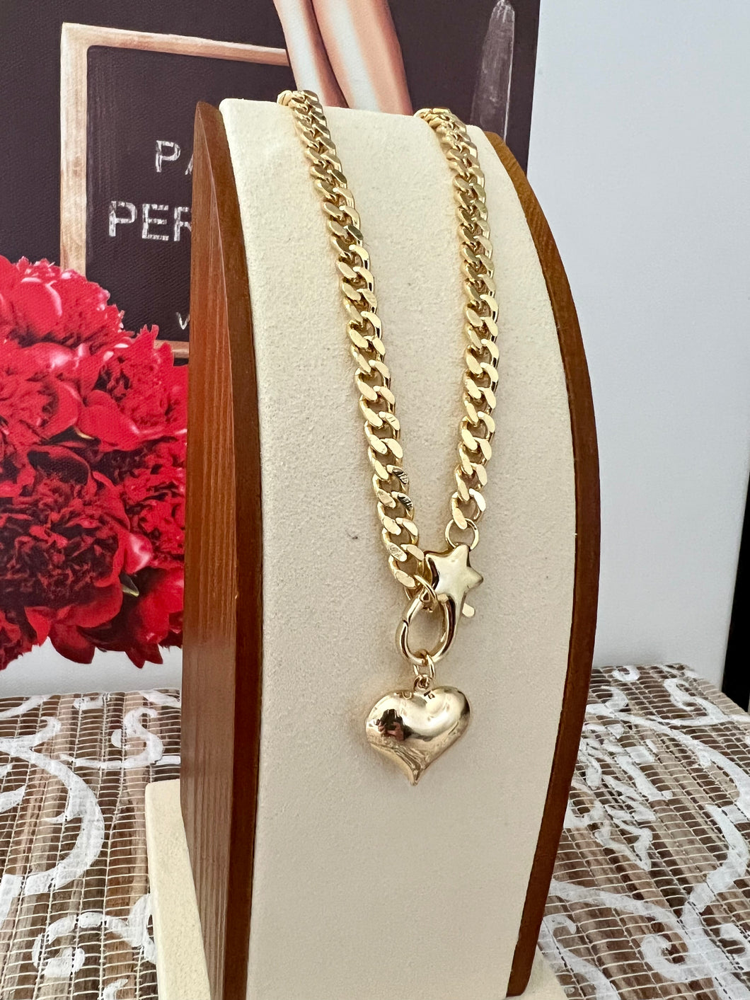 Grumet chain heart pendant necklace