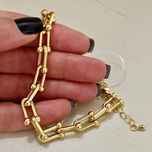 Load image into Gallery viewer, Link Gold Plated Bracelet
